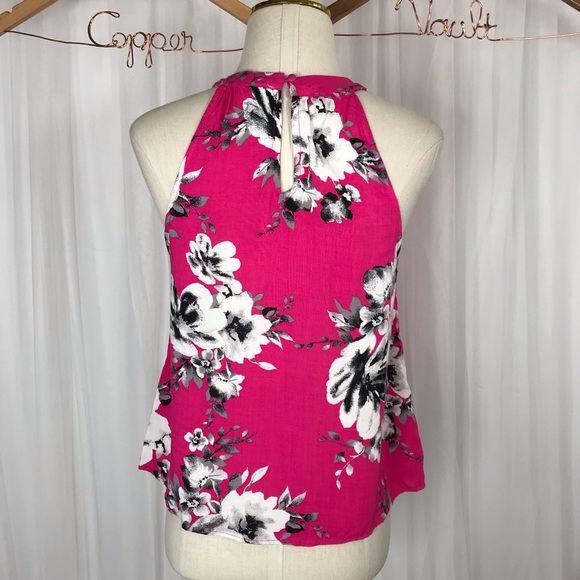 Sweet Wanderer Floral Top Size Small - Picture 4 of 7